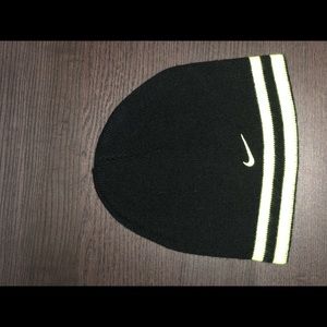 Nike reversible beanie